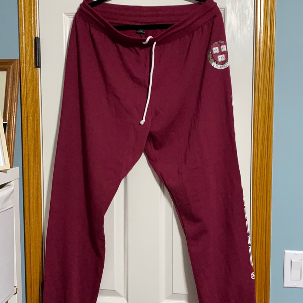 XL burgundy sweat pants never worn